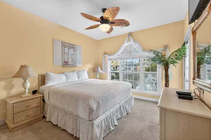 Relax, Unwind & Enjoy the Best of Myrtle Beach at Magnolia Place 204