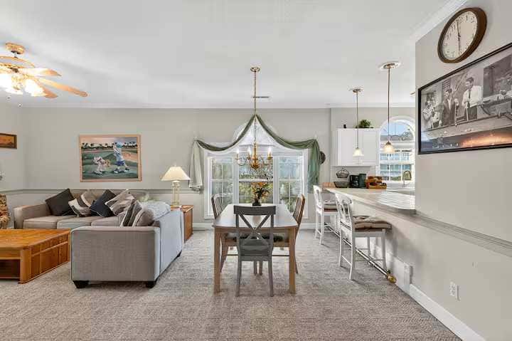 Relax, Unwind & Enjoy the Best of Myrtle Beach at Magnolia Place 204