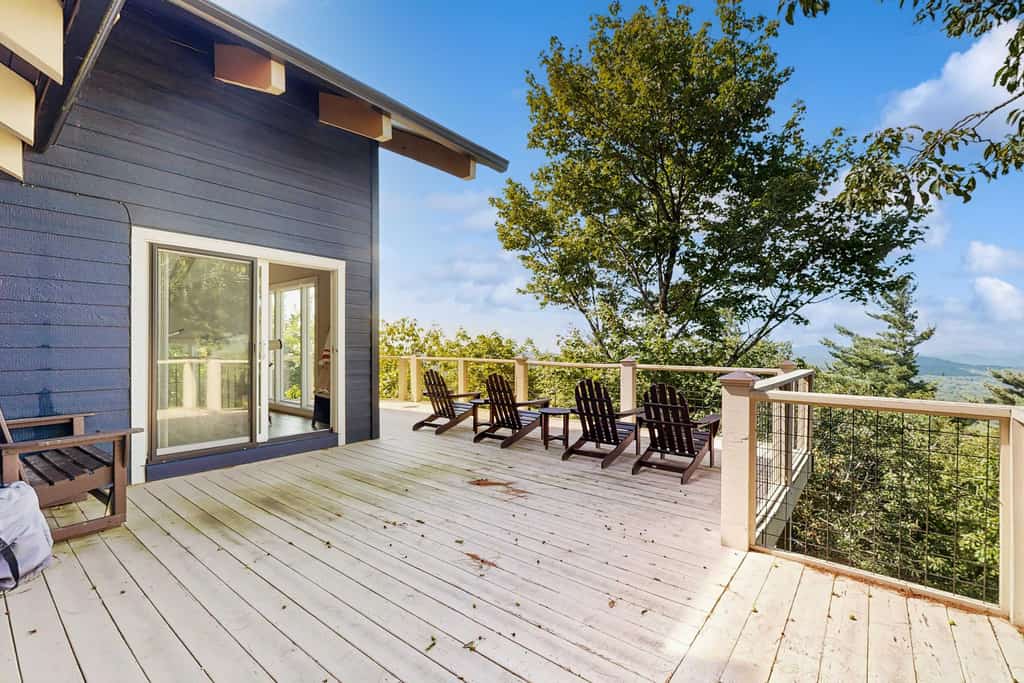 Cowee Ridge Retreat