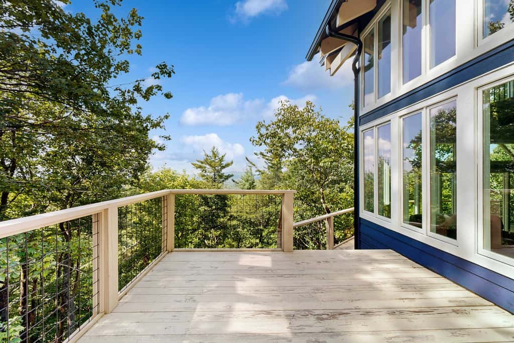Glass Contemporary House, Panoramic Views, 4 Fireplaces, Game Room, Gym, Dog-Friendly
