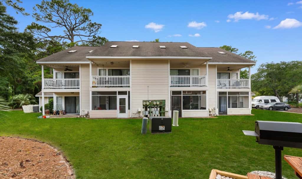 Top-Floor Retreat - Spa at Little River Inn 608