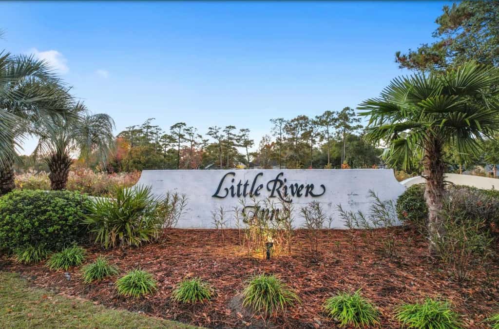 Top-Floor Retreat - Spa at Little River Inn 608