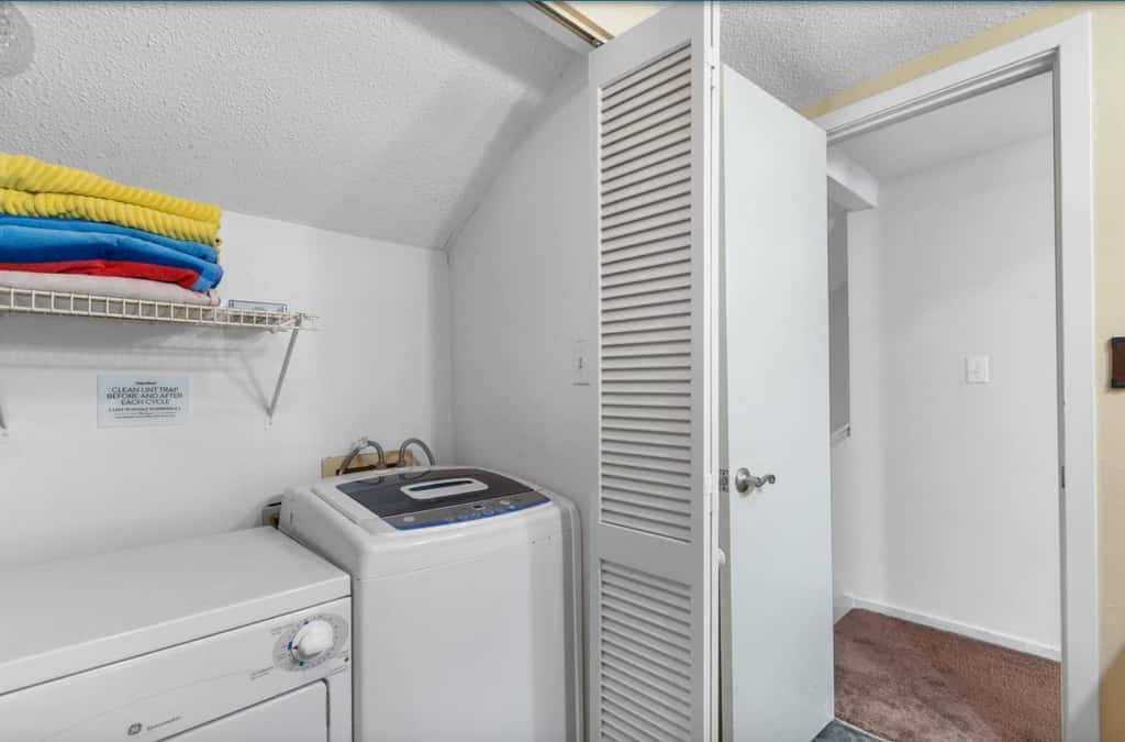 Top-Floor Retreat - Spa at Little River Inn 608