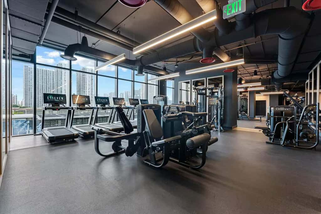 E11EVEN Studio | Panoramic Downtown Views 