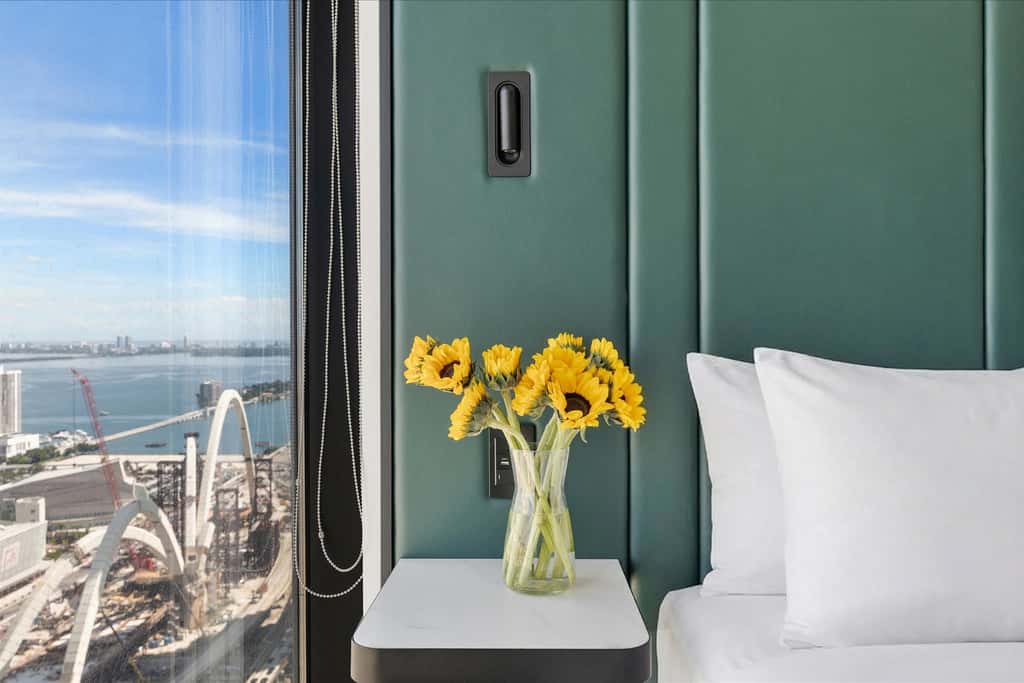 E11EVEN Studio | Panoramic Downtown Views 