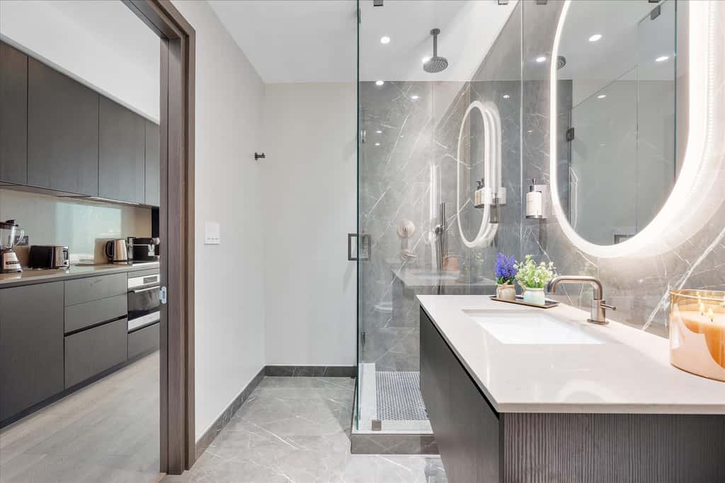 E11EVEN Studio | Panoramic Downtown Views 