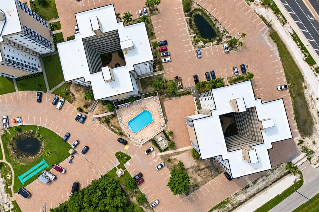 Bonita Springs Studio, Pool & Balcony