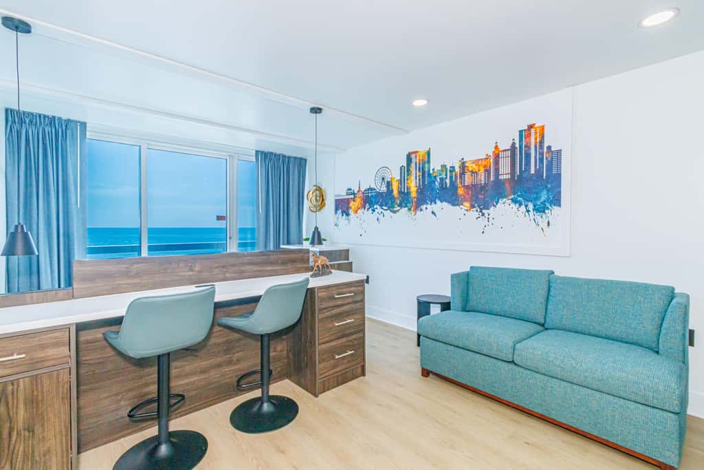 Endless Ocean Views at Yachtsman S904