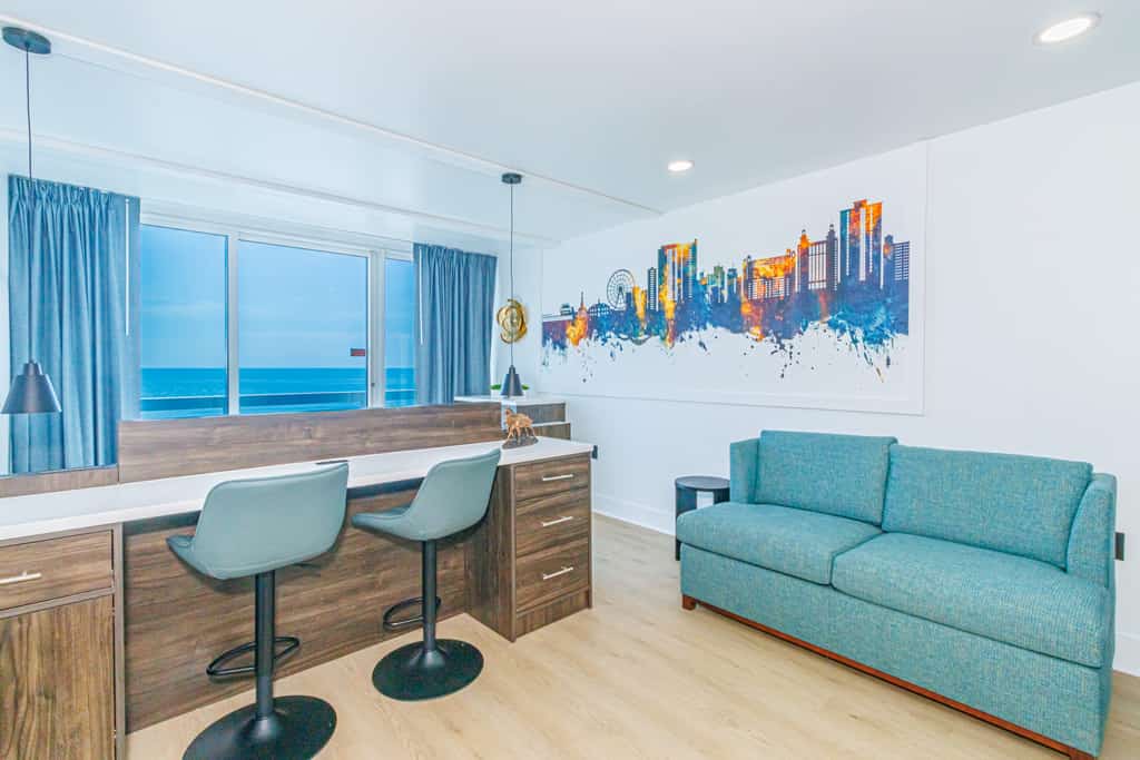 Endless Ocean Views at Yachtsman S904
