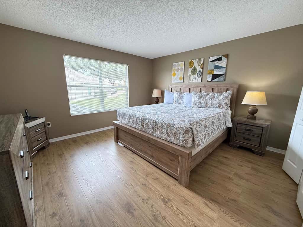 Southern Fairway Manor