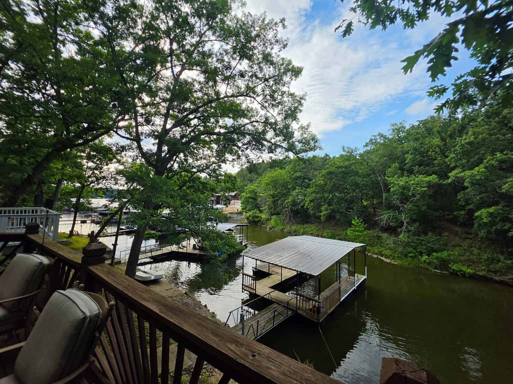 Lake View- 4BR- Dock - Sleeps 11 in Rocky Mount