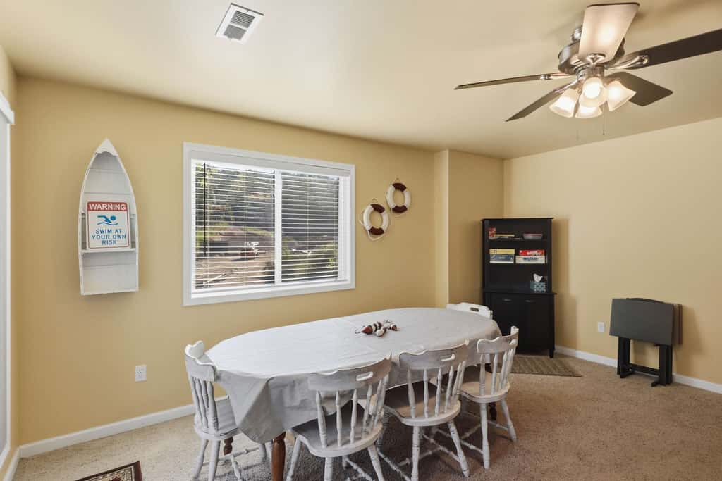 Lake View- 4BR- Dock - Sleeps 11 in Rocky Mount