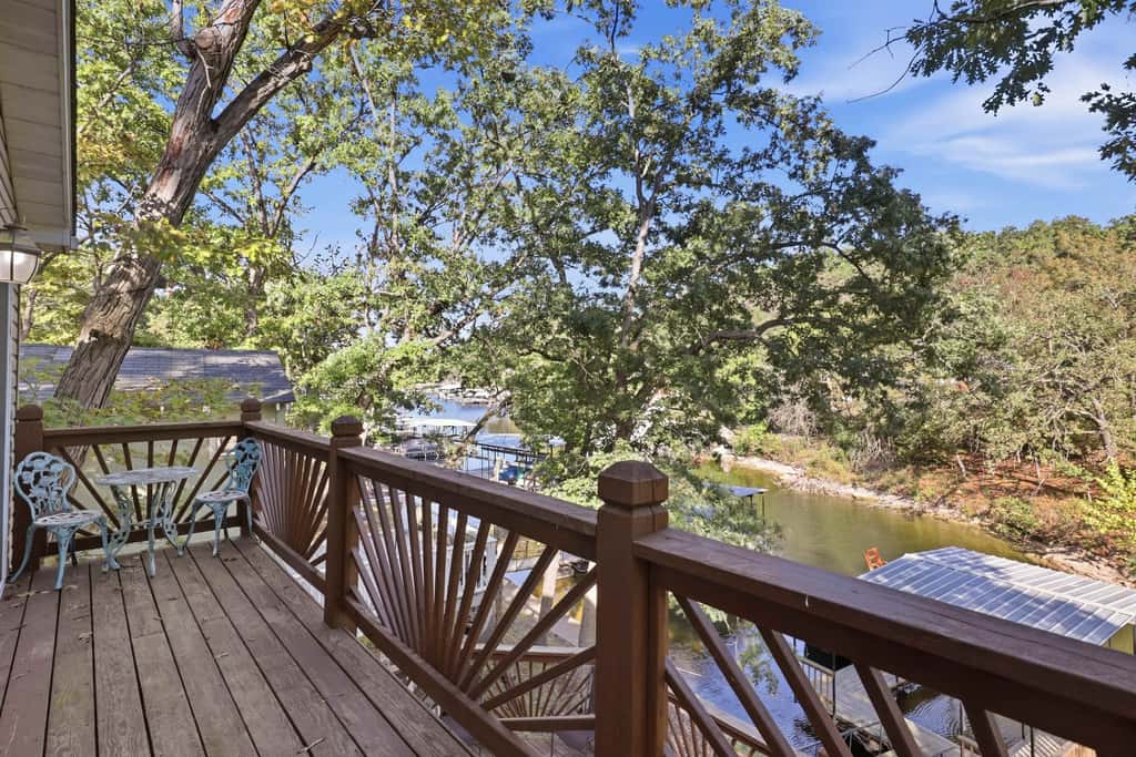 Lake View- 4BR- Dock - Sleeps 11 in Rocky Mount