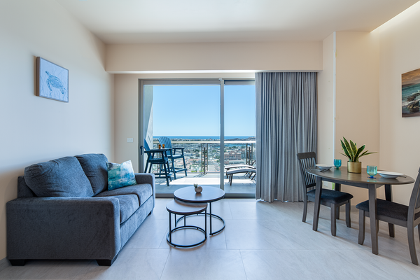 Two 1508A Studio: Ocean Dream Studio