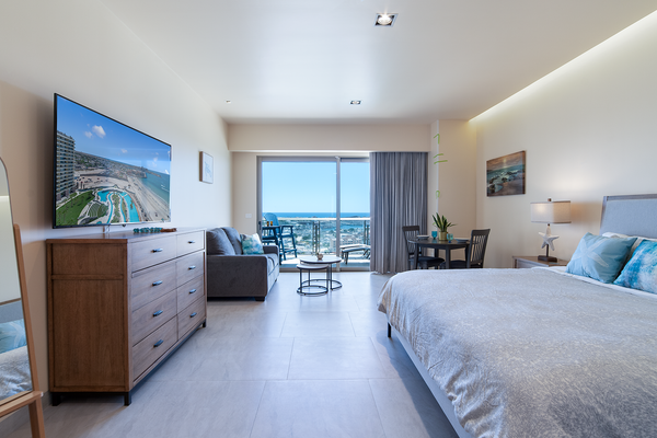 Two 1508A Studio: Ocean Dream Studio