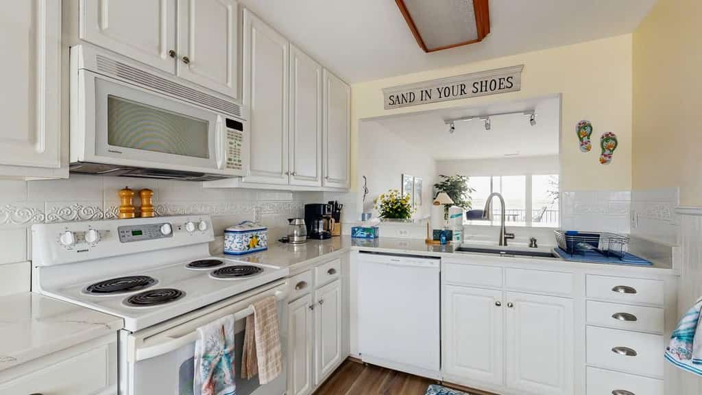 Bethany Bay - 4903 Pettinaro Dr