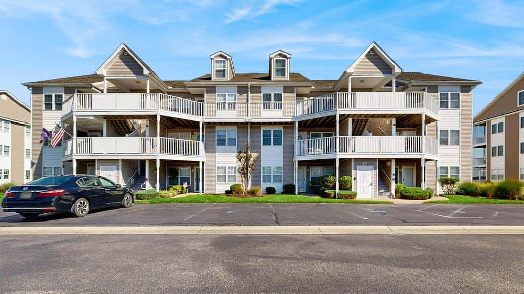Bethany Bay - 4903 Pettinaro Dr