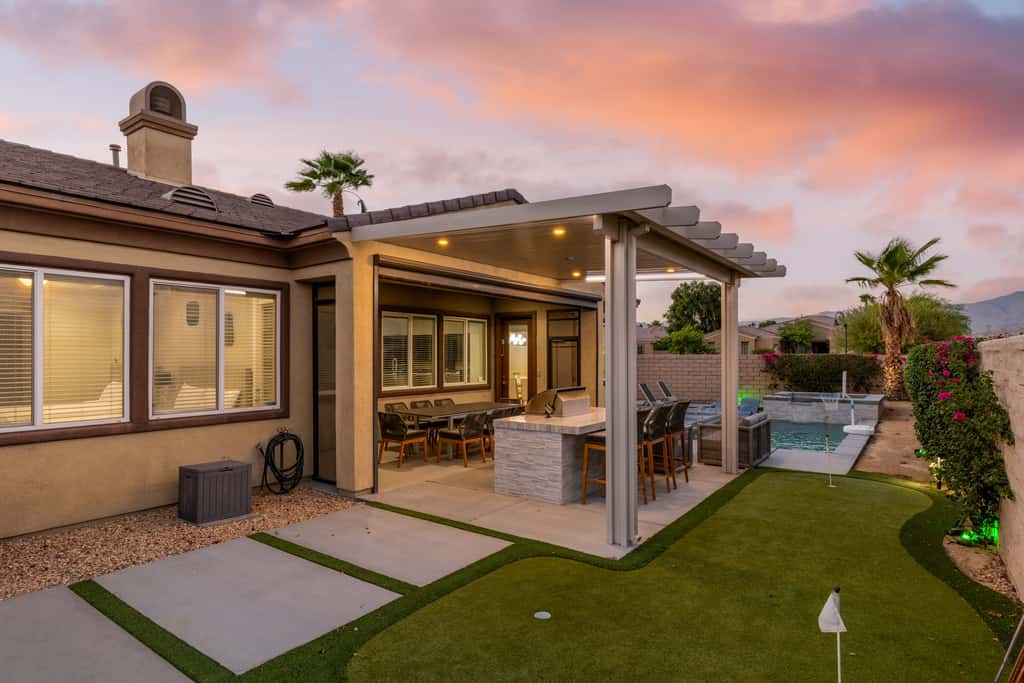 Lago Vista Retreat