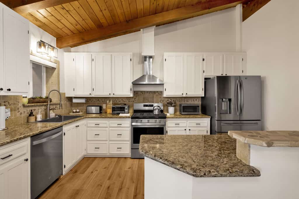 Big Bear Lake 2BR Cabin | Hot Tub, Arcade Game Room, Fire Pit & Covered Deck
