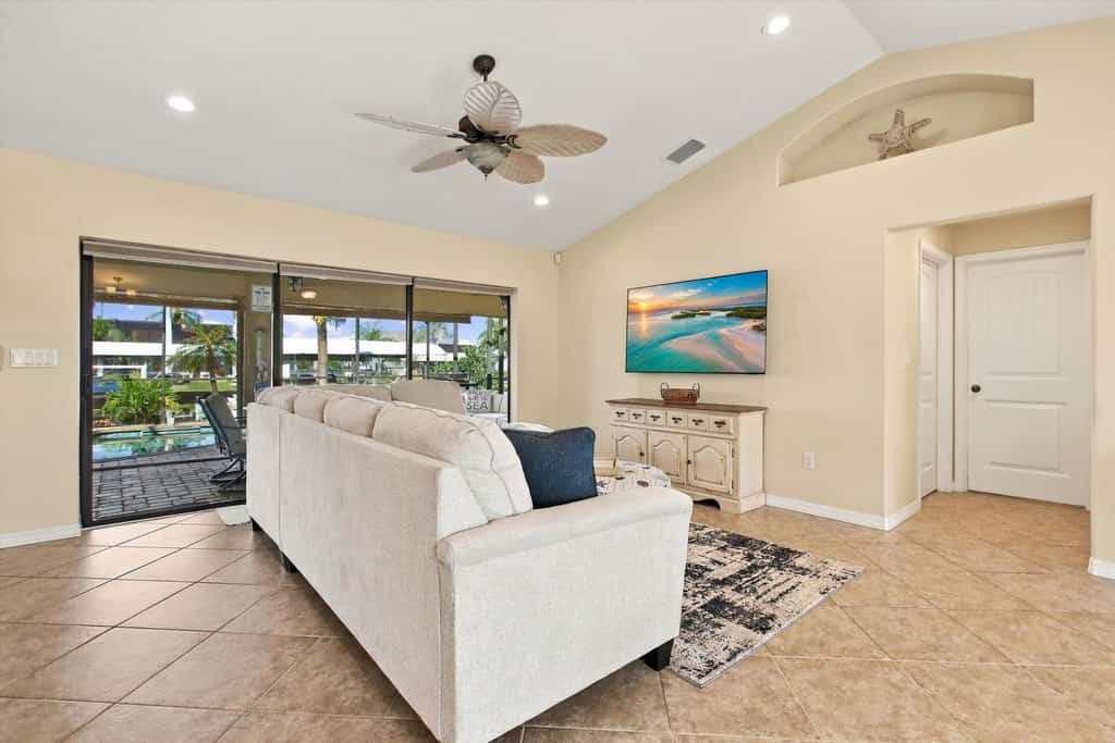 Sun Catcher Cove