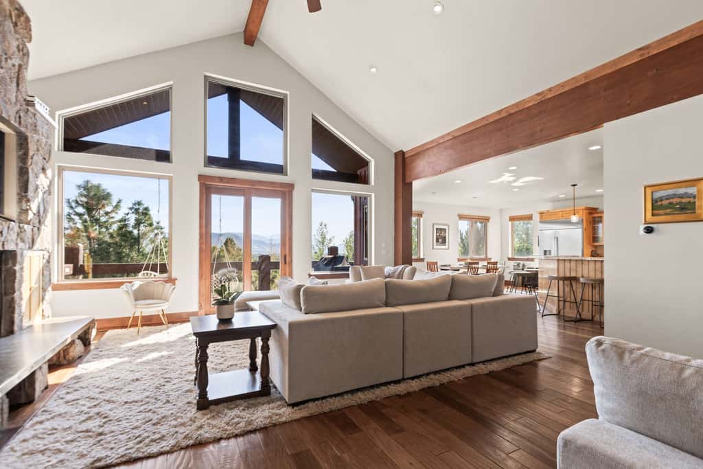 Summit & Slide Adventure Lodge 