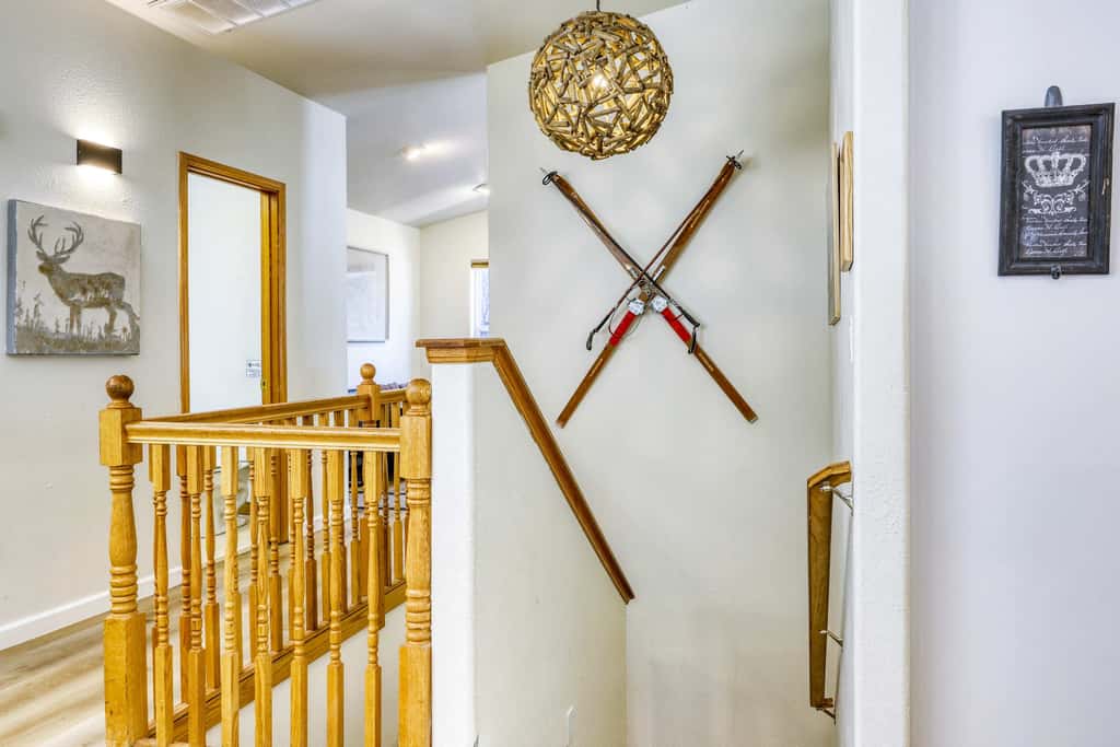Pet Friendly Tahoe Cabin with Hot Tub & Foosball