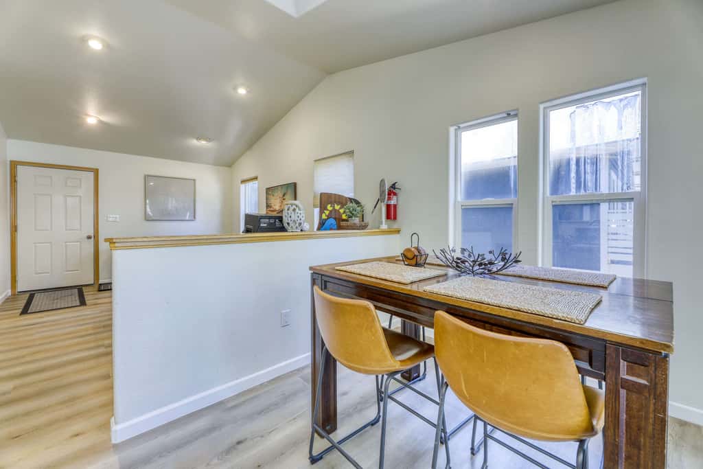 Pet Friendly Tahoe Cabin with Hot Tub & Foosball