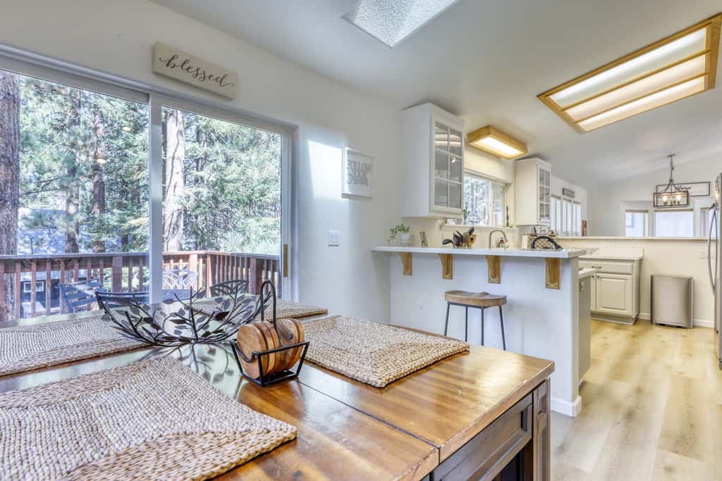 Pet Friendly Tahoe Cabin with Hot Tub & Foosball