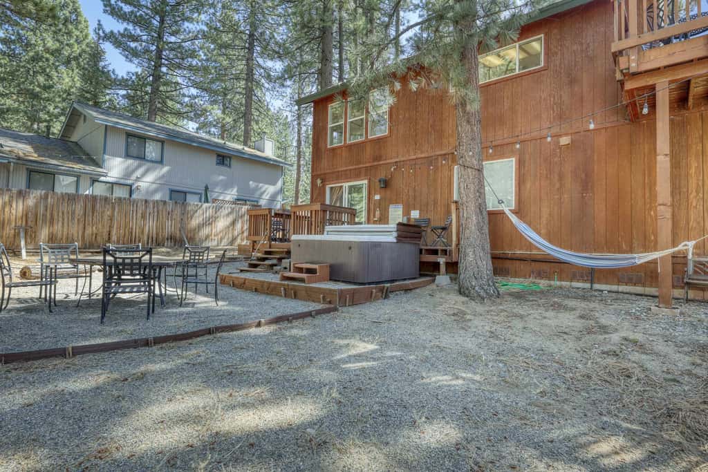 Pet Friendly Tahoe Cabin with Hot Tub & Foosball