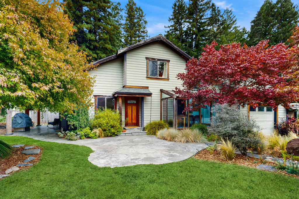 Little River Zen - Gardens, BBQ & Pet Friendly