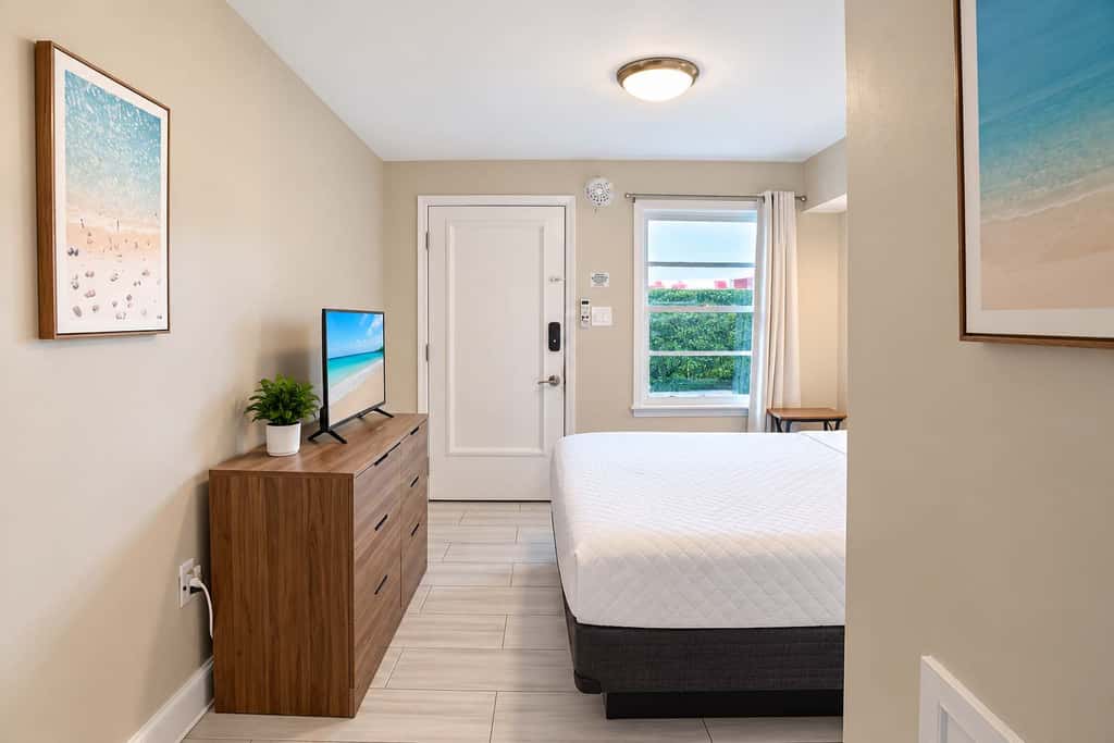 Beachside Bliss on Tenth | 106