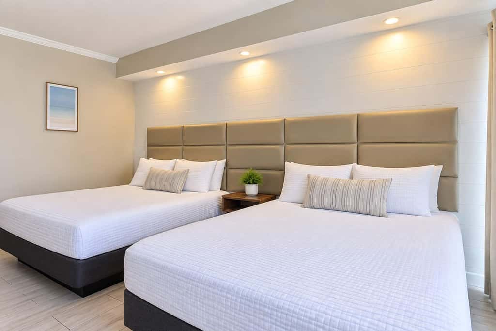 Paradise on Tenth | 219