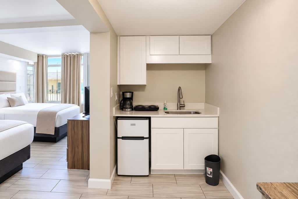 Coastal Escape at 300 Tenth | 228