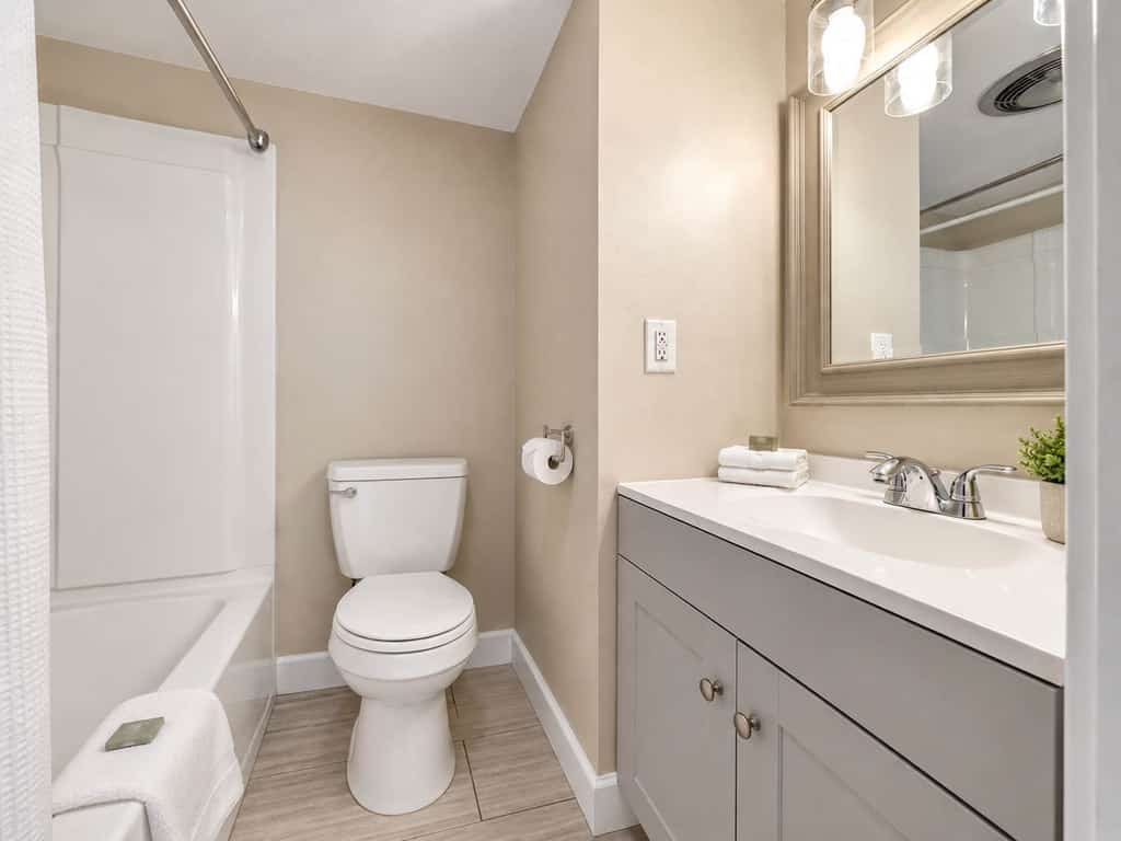 Experience the ultimate beach vacation at Coastal Haven at 300 Tenth, a cozy studio apartment located just moments from the sandy shores of Myrtle Beach. This well appointed property features a comfortable king bed, a private balcony for morning coffee, and access to fantastic resort facilities, including an outdoor pool. Perfectly positioned near top local attractions, you will be within easy reach of thrilling water parks, diverse shopping centers, championship golf courses, and popular casinos. Designed with families in mind, our space offers the perfect blend of relaxation and adventure. Make lasting memories in this coastal gem where the beach is always within reach.