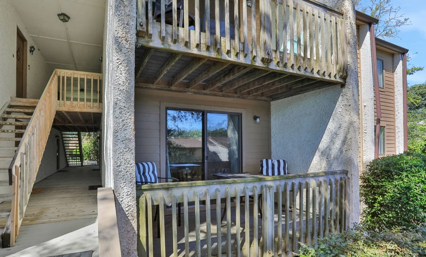 Amelia Island Retreat | Walk to Beach, Pool & Balcony