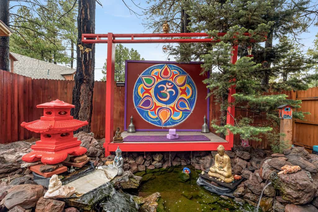 Zen Chalet | Fireplace & Firepit | Dog Friendly | Flagstaff