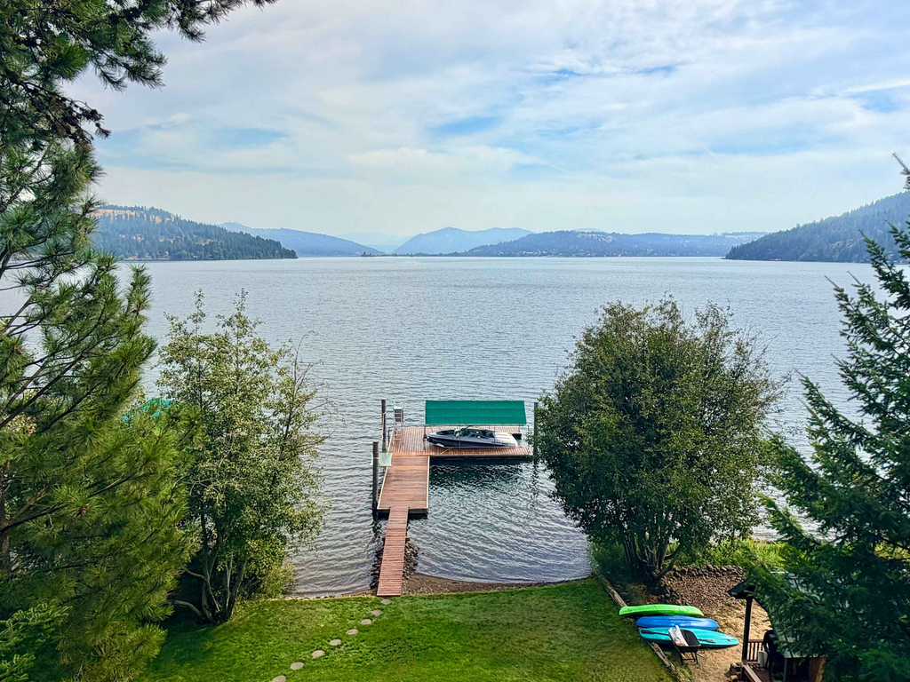 Lake Coeur d'Alene 3BR Dock, Kayaks & Boat Slip