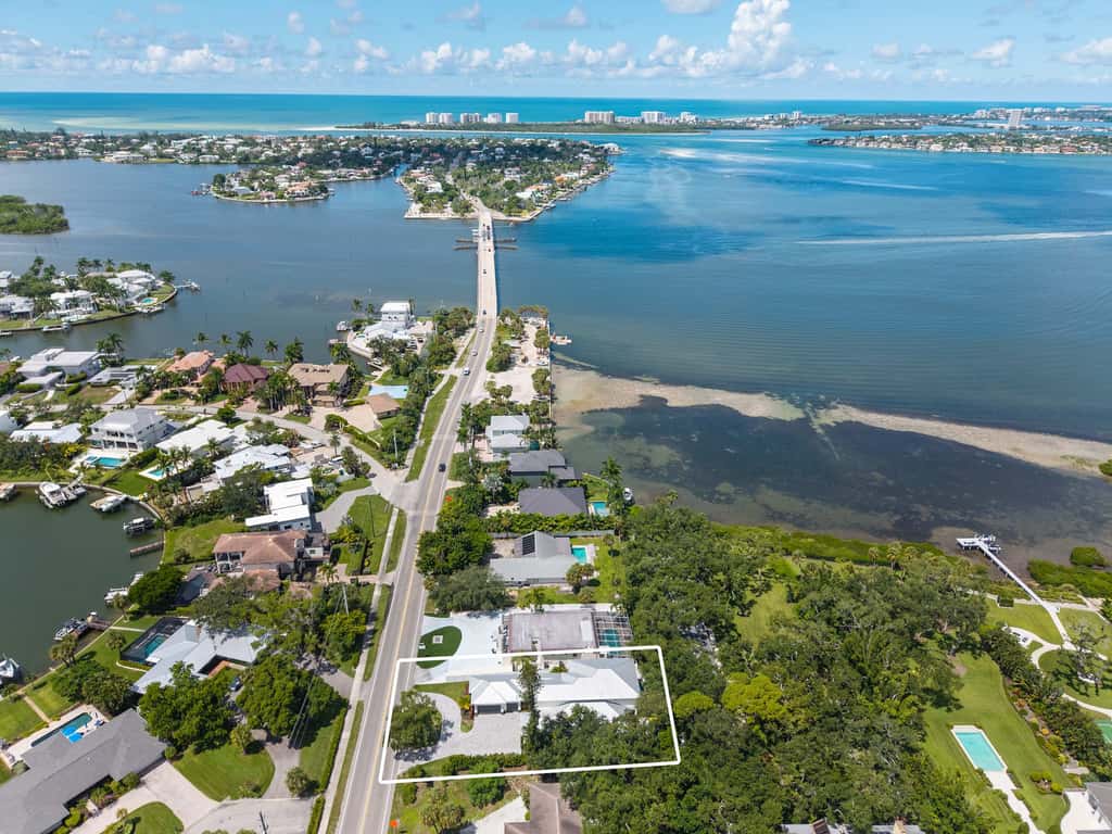Luxe 5BR Retreat Minutes to Beach - Golf Cart - Heated Plunge Pool