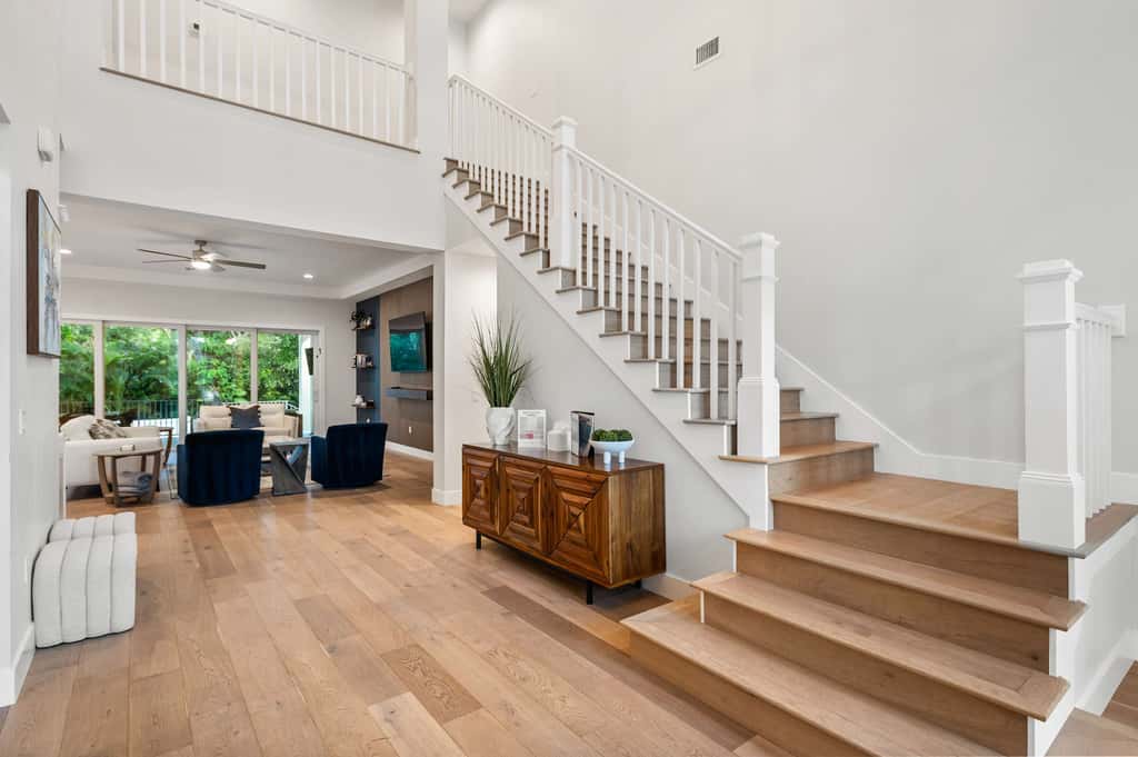 Luxe 5BR Retreat Minutes to Beach - Golf Cart - Heated Plunge Pool