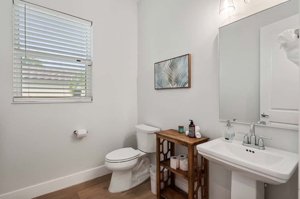 Luxe 5BR Retreat Minutes to Beach - Golf Cart - Heated Plunge Pool