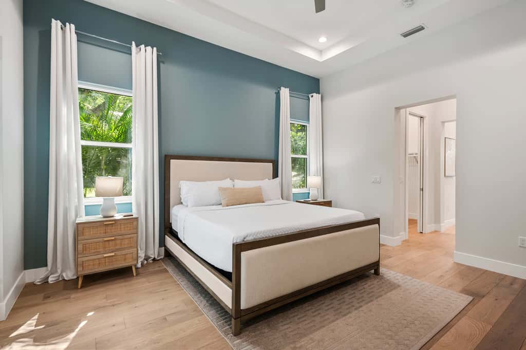 Luxe 5BR Retreat Minutes to Beach - Golf Cart - Heated Plunge Pool