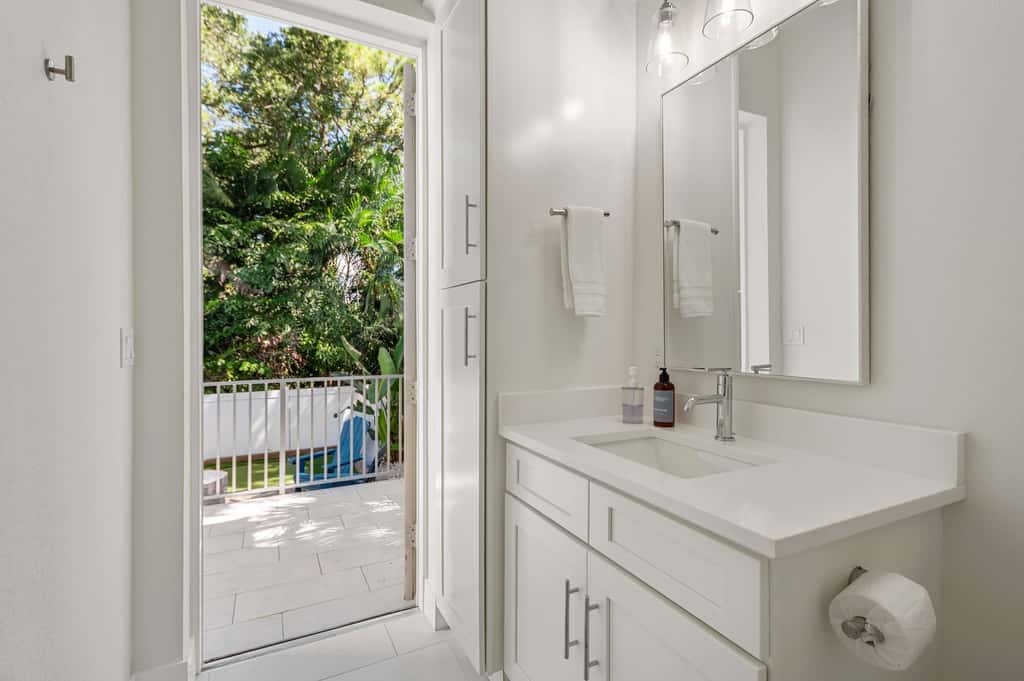 Luxe 5BR Retreat Minutes to Beach - Golf Cart - Heated Plunge Pool