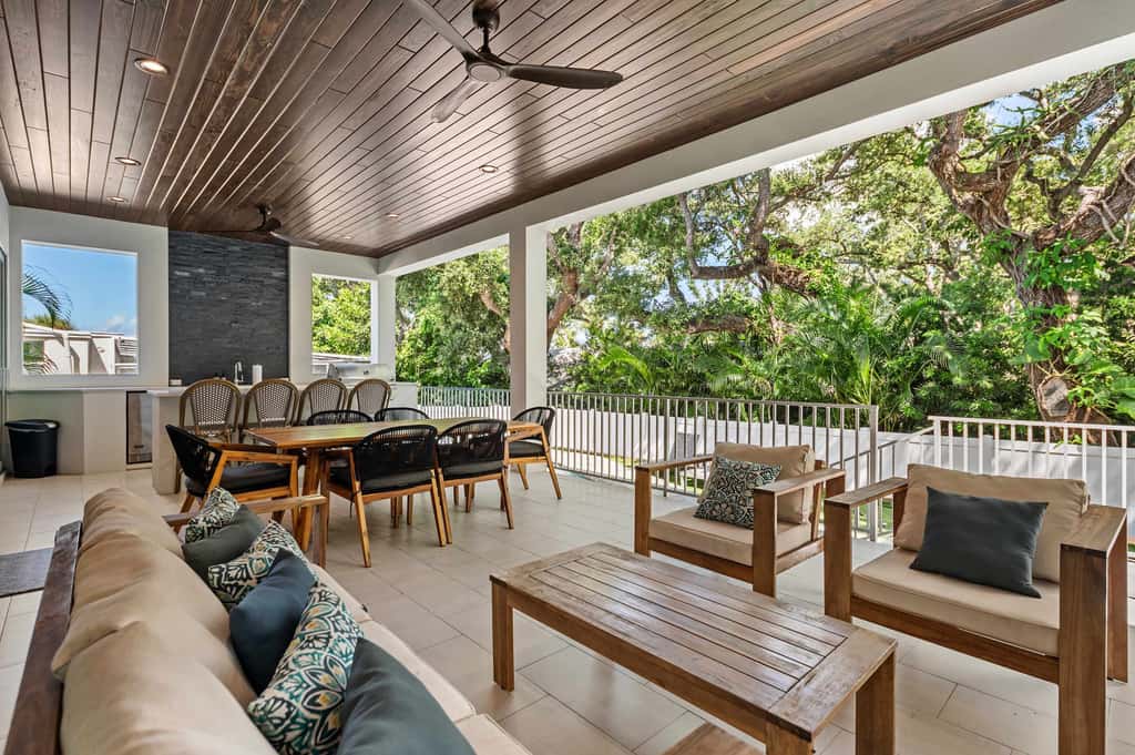 Luxe 5BR Retreat Minutes to Beach - Golf Cart - Heated Plunge Pool