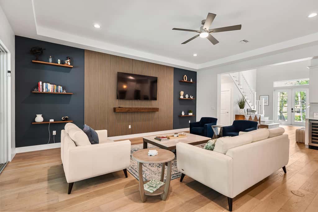 Luxe 5BR Retreat Minutes to Beach - Golf Cart - Heated Plunge Pool