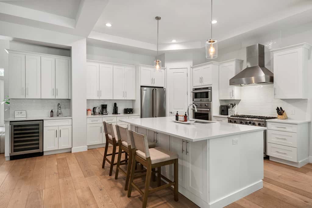 Luxe 5BR Retreat Minutes to Beach - Golf Cart - Heated Plunge Pool