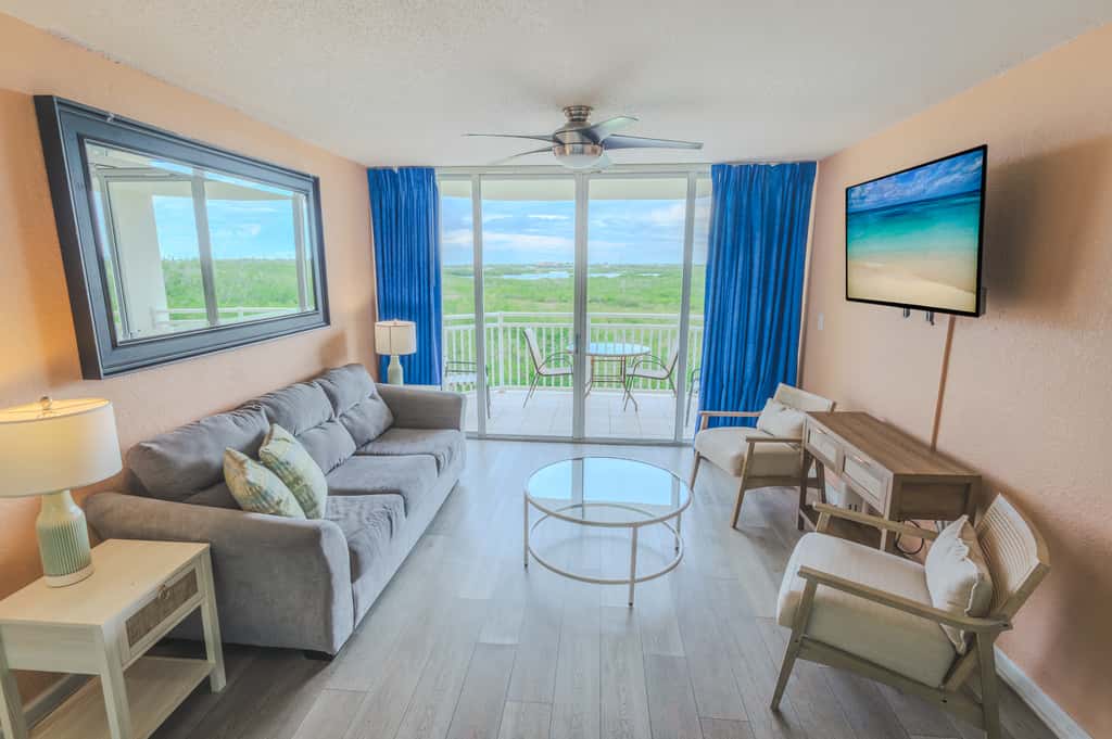 KWSS308 Sunrise Suites 308