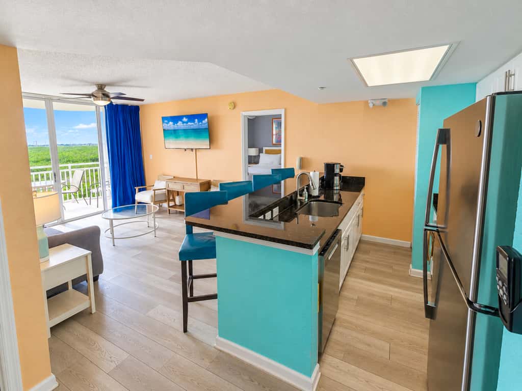 KWSS308 Sunrise Suites 308