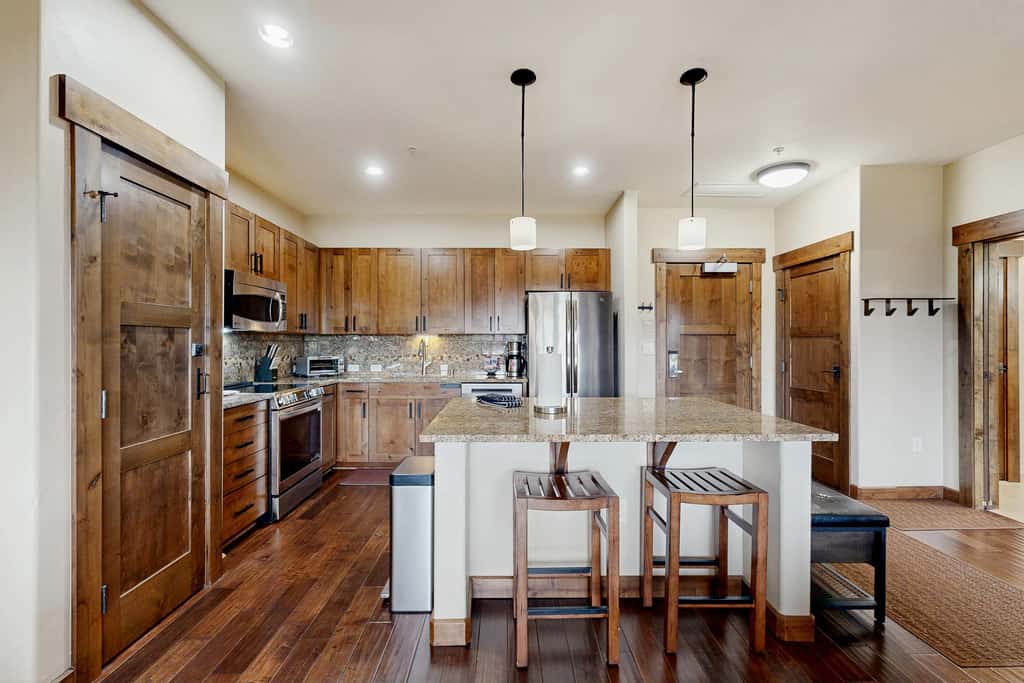 Trailhead Lodge 5116
