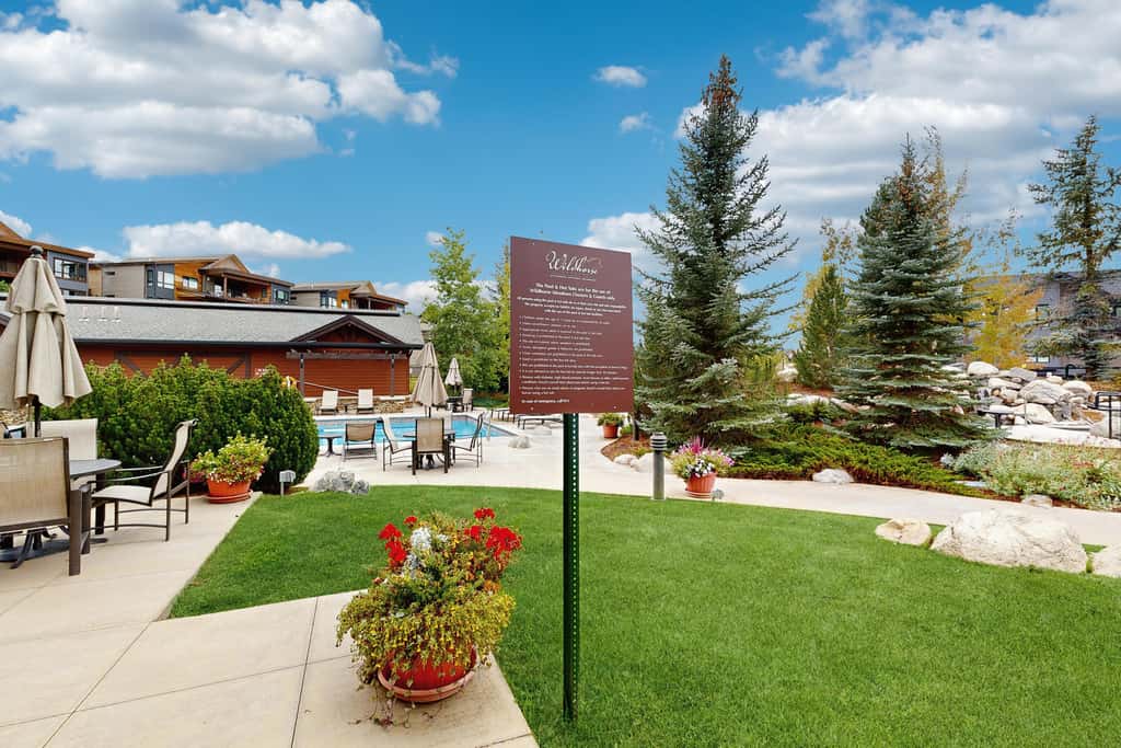 Trailhead Lodge 5116
