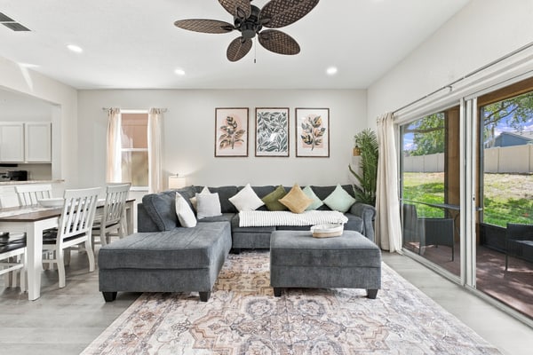 Regal Palms Haven | 4BR/3.5BA Davenport Resort Townhome with Pool